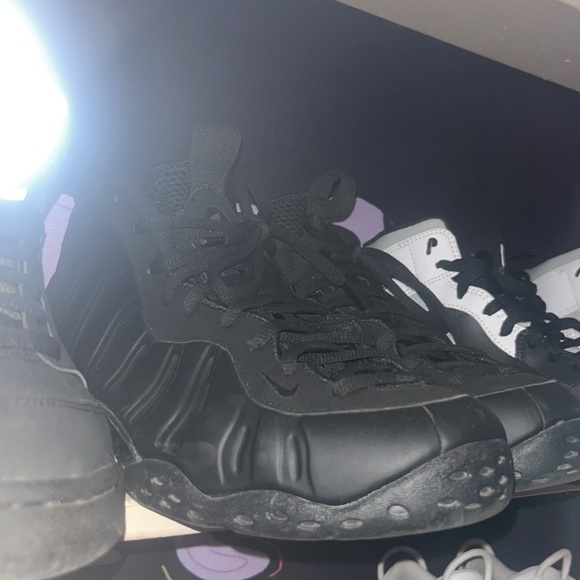 Jordans - Picture 3 of 8